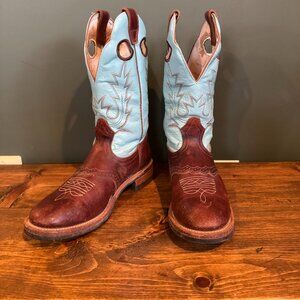 Women's Boulet Boots, Round Toe, Flat Heel Size 8 C